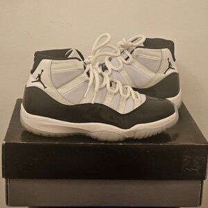 Air Jordan 11 Retro Concord High Top White/Black Patent Leather
